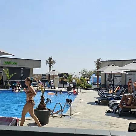 Апартаменты Holiday & Spa Family Premium 20m De Plaja